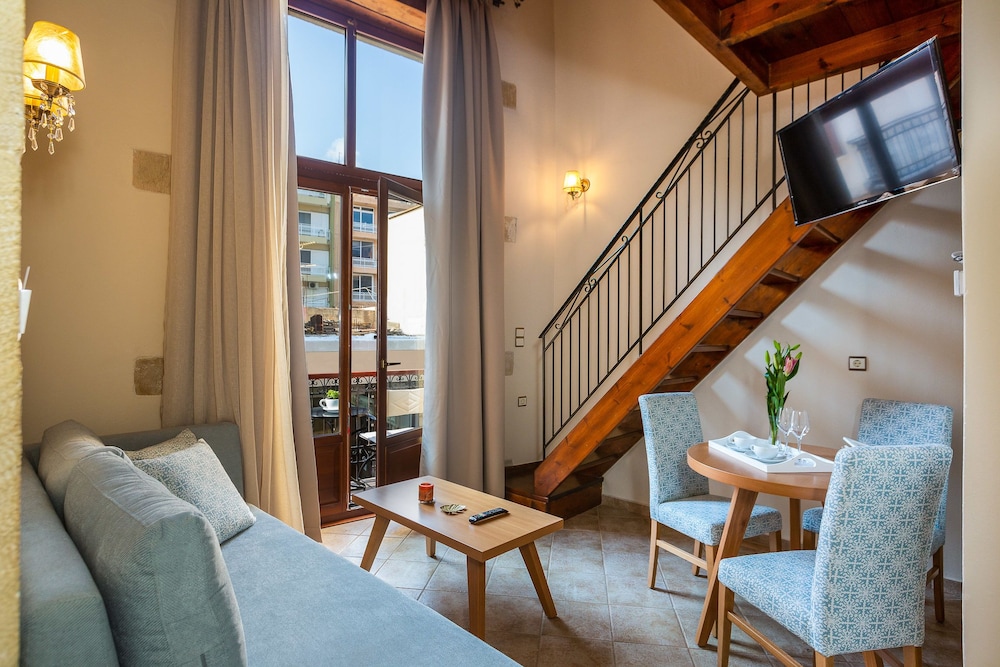 Phaedra Suites - Adults Only 26/50