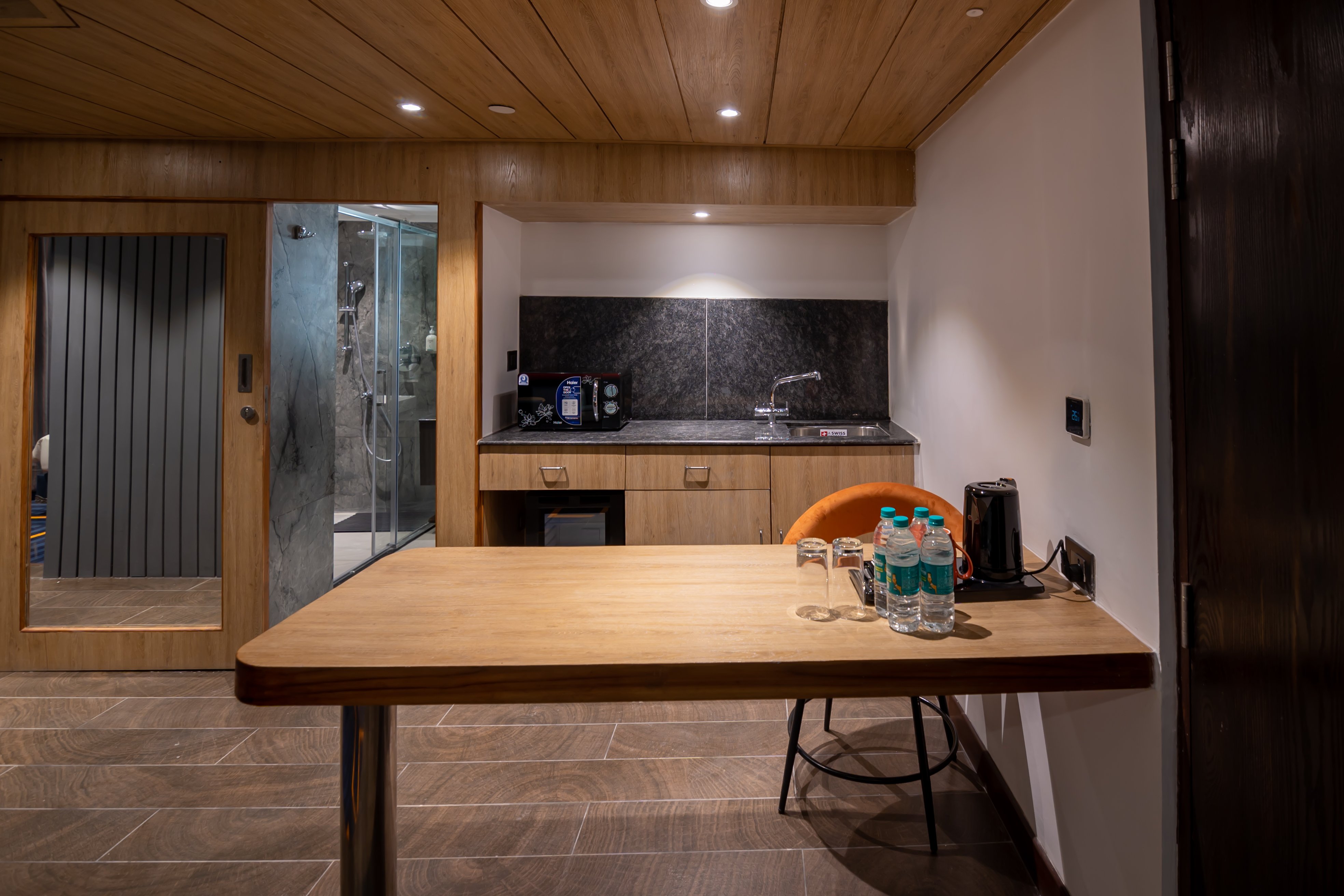 Holiday Inn Express and Suites Jaipur Gopalpura 38/43