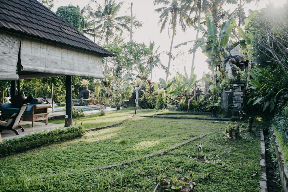 Villa Puri Darma Agung 8/65