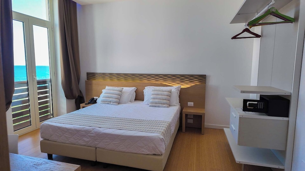 Tower, Superior, Double Bed, Sea View