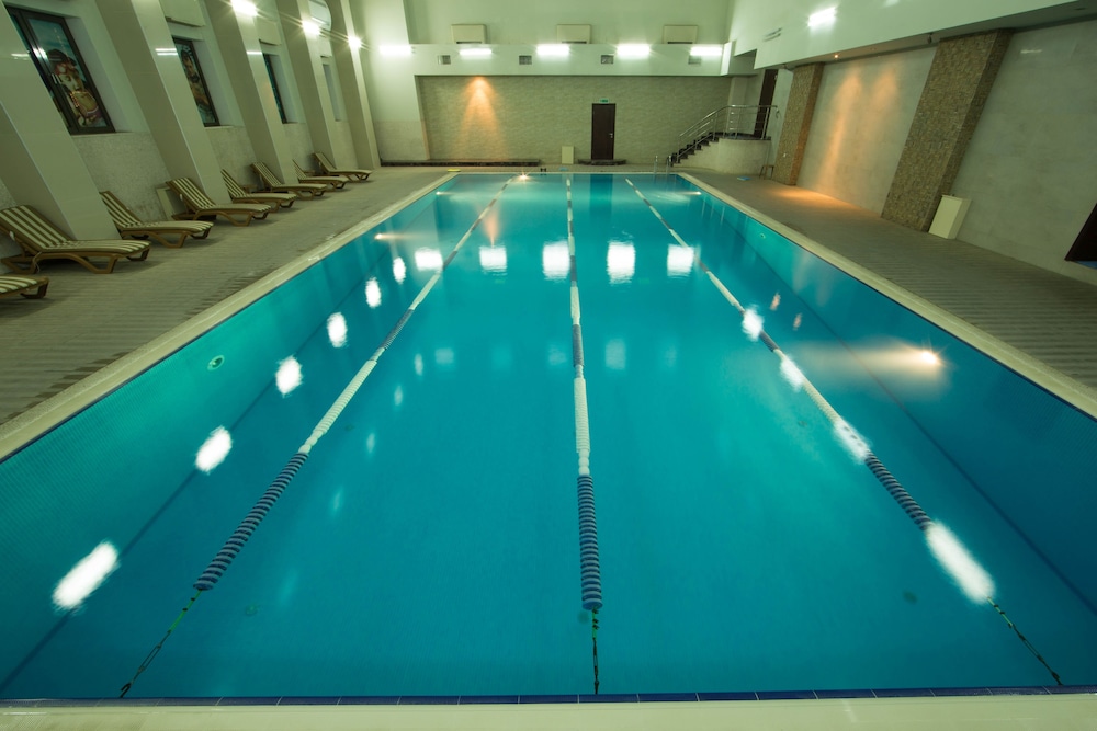 Kaspia Park City Hotel 34/37