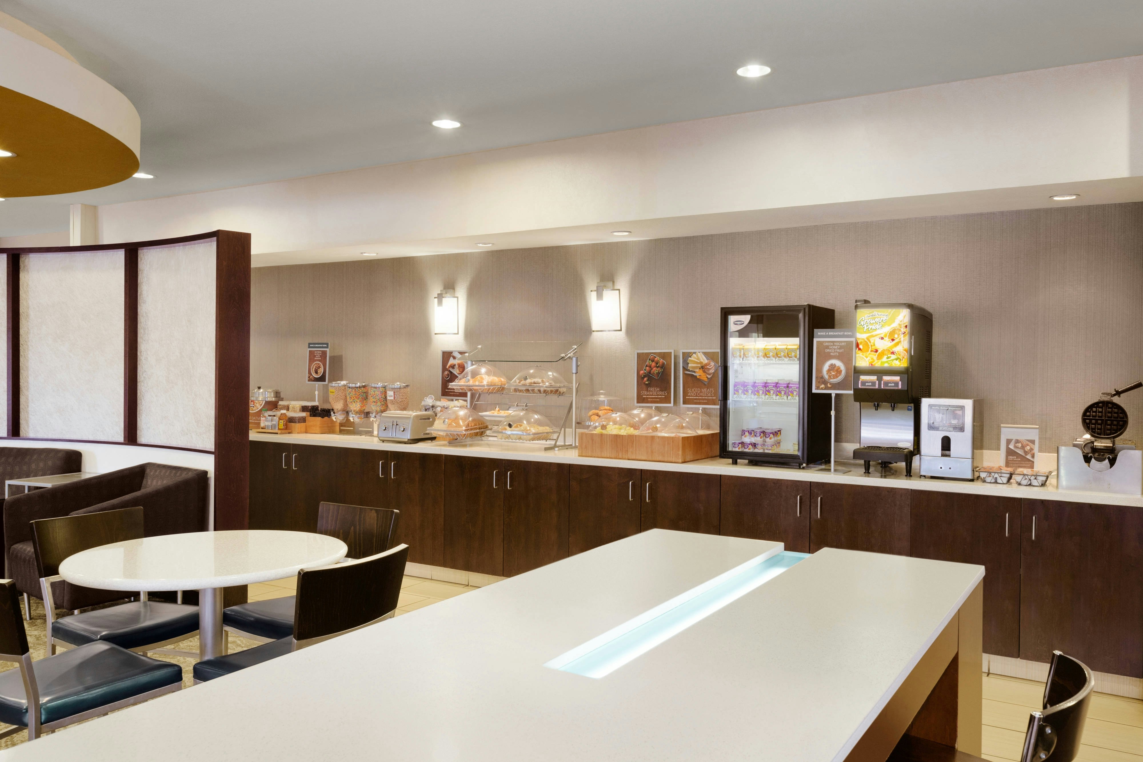 SpringHill Suites Phoenix North 19/28