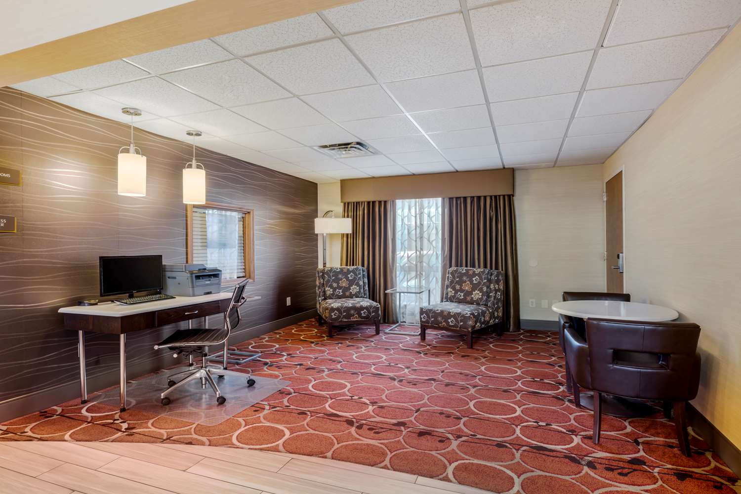 Best Western Falcon Plaza 32/38