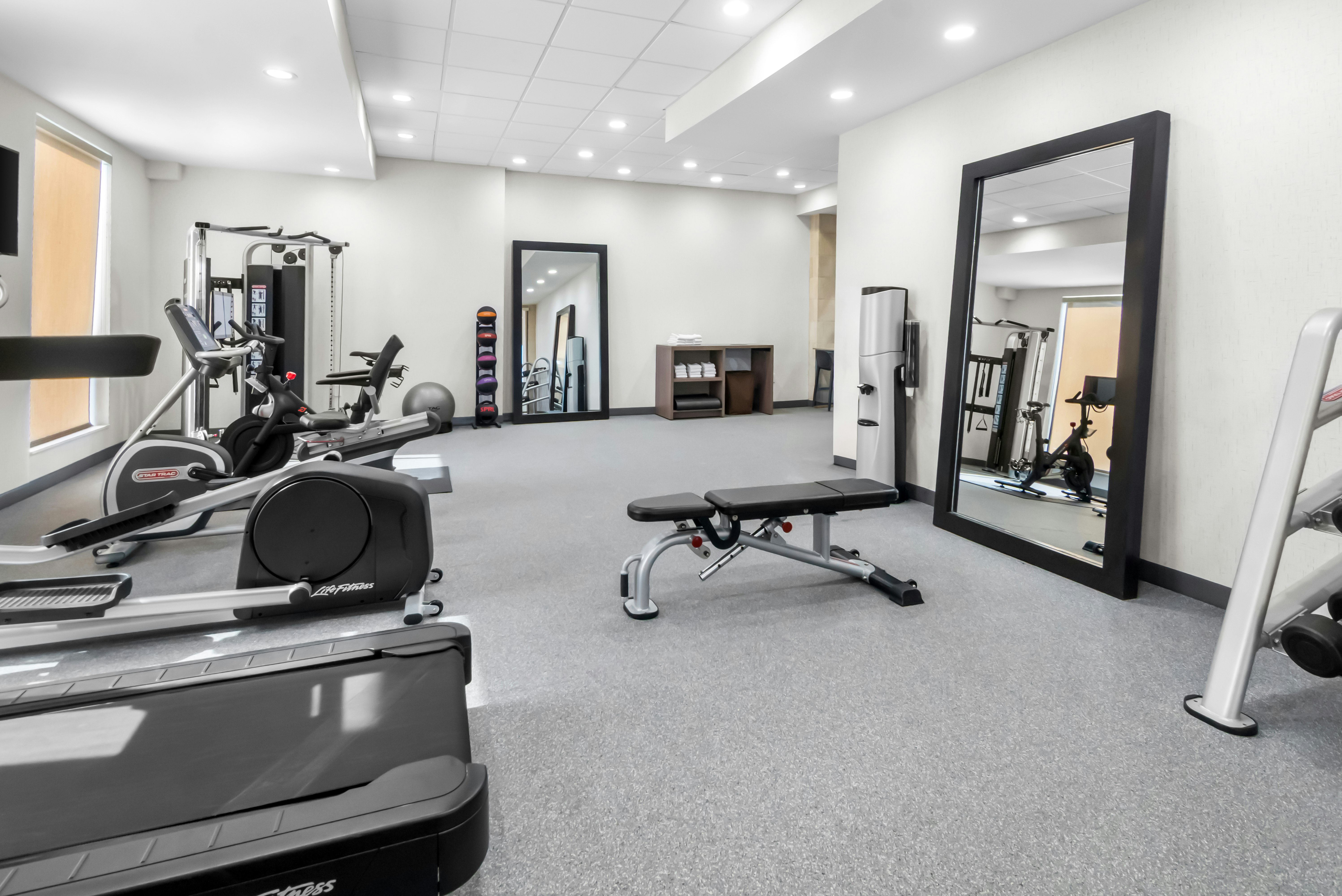 Home2 Suites By Hilton Dallas Grand Prairie 11/30