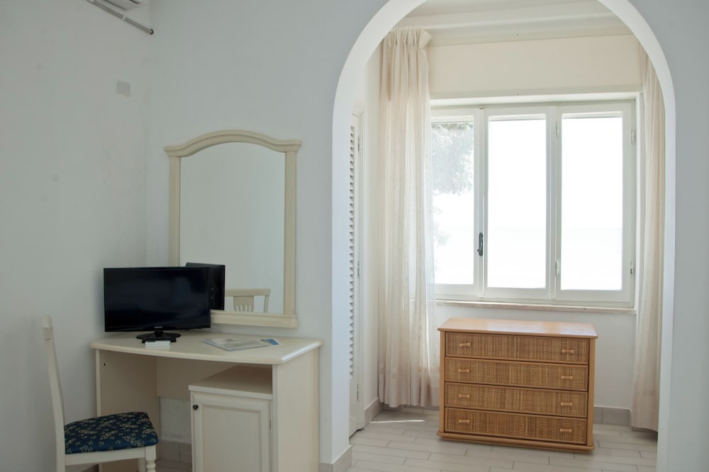 Hotel Maga Circe 53/72