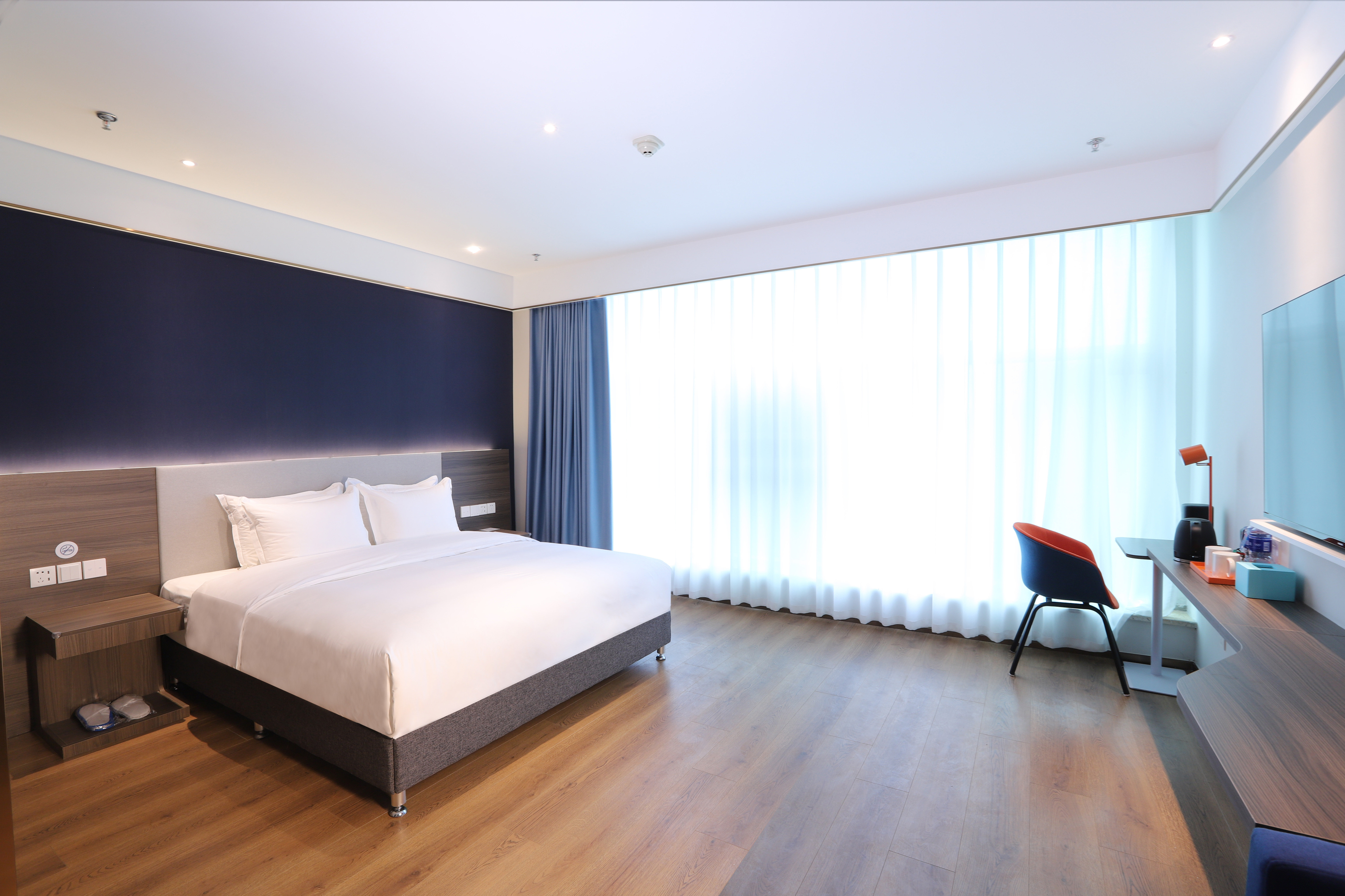 Holiday Inn Express Hengshui Railway Station an IHG Hotel 7/27