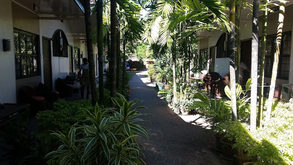 Residencia Boracay 56/62