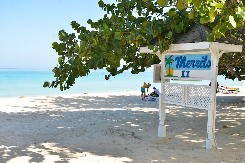 Merrils Beach Resort II 55/59
