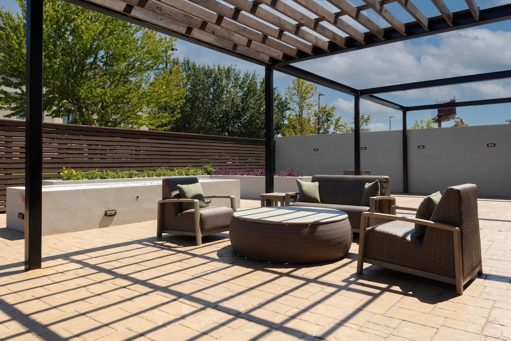 Courtyard by Marriott Memphis East/Galleria 9/26