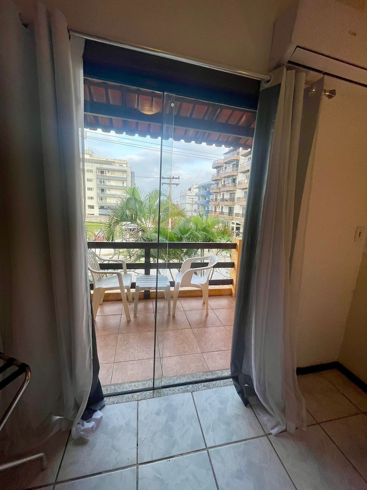 Hotel La Brise 33/50