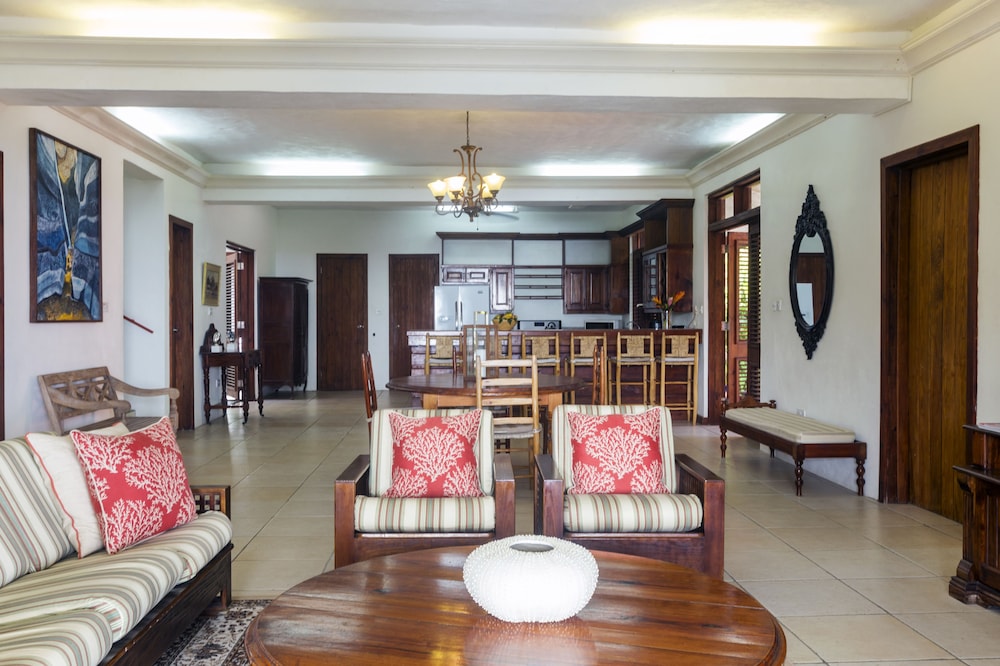 Stonefield Estate Resort 52/74
