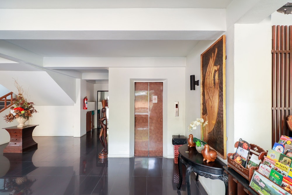 Suan Dok Kaew Hotel 33/38