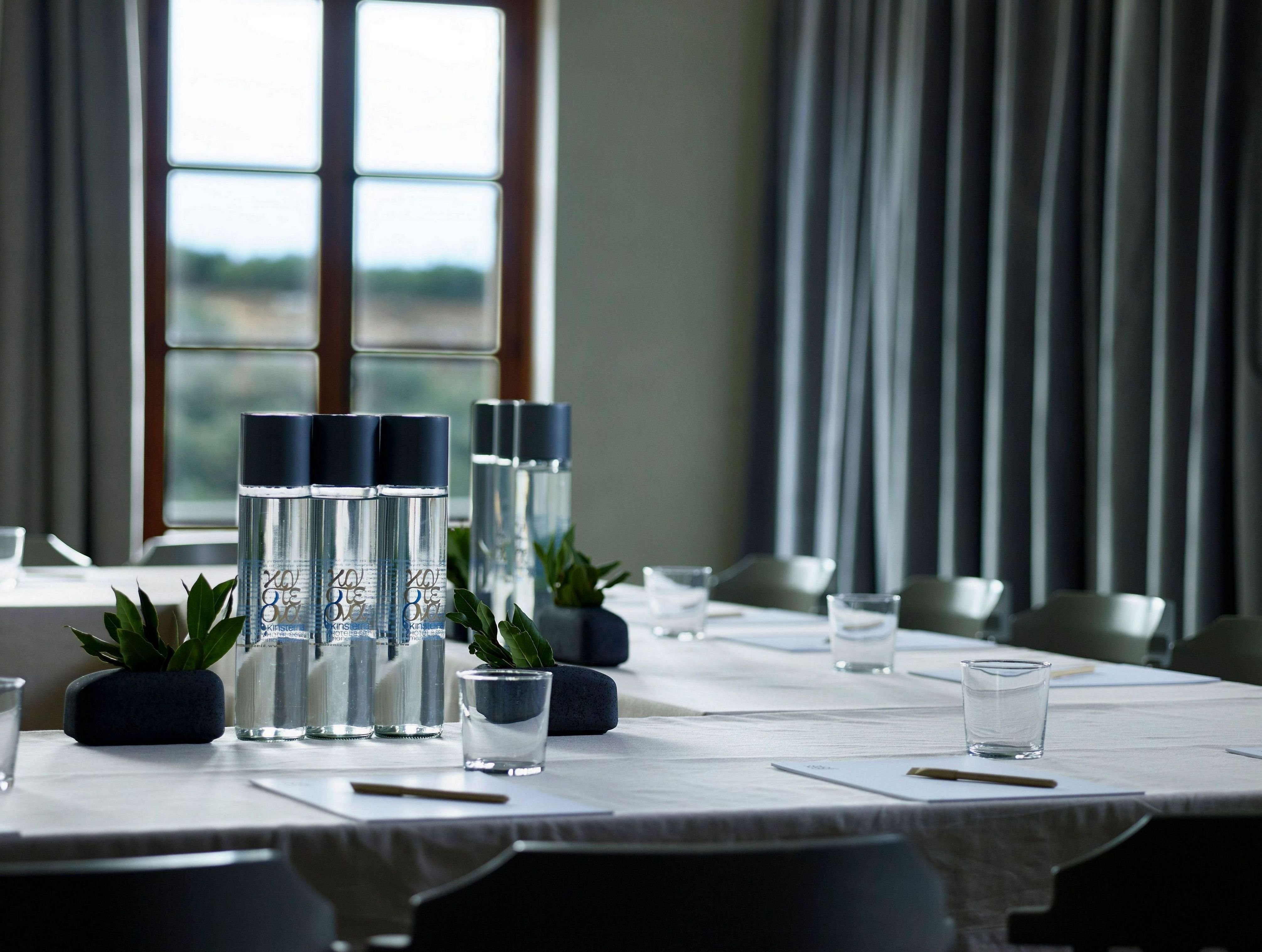 Kinsterna Hotel 40/47
