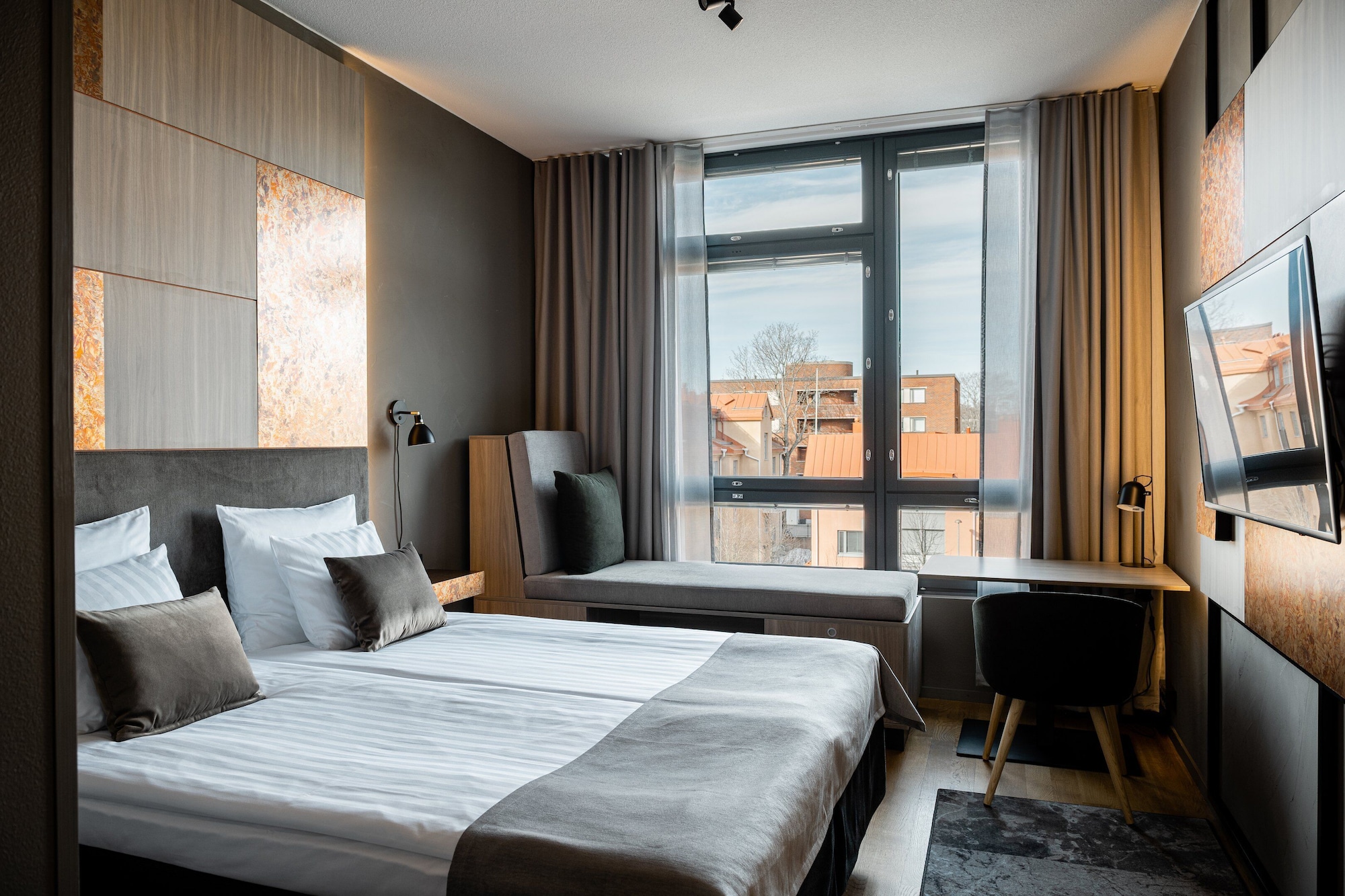 rooms
