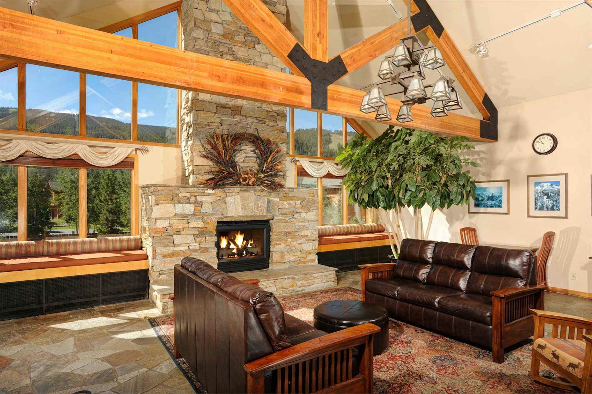 Gateway Mountain Lodge 43/75