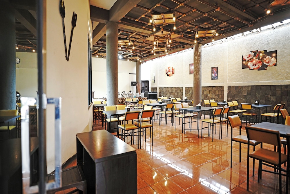 Saung Balibu Hotel 59/68