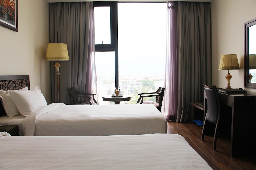 Danaciti Hotel 26/68