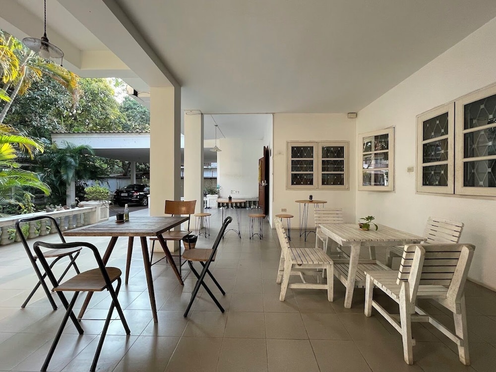 Double Tree House 72/84