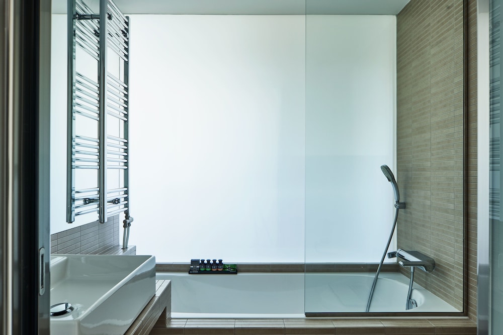 MONO Lofts Athens 48/50