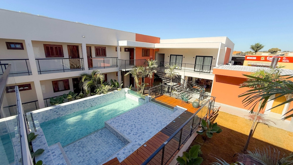 Clh Suites Bonito 6/50