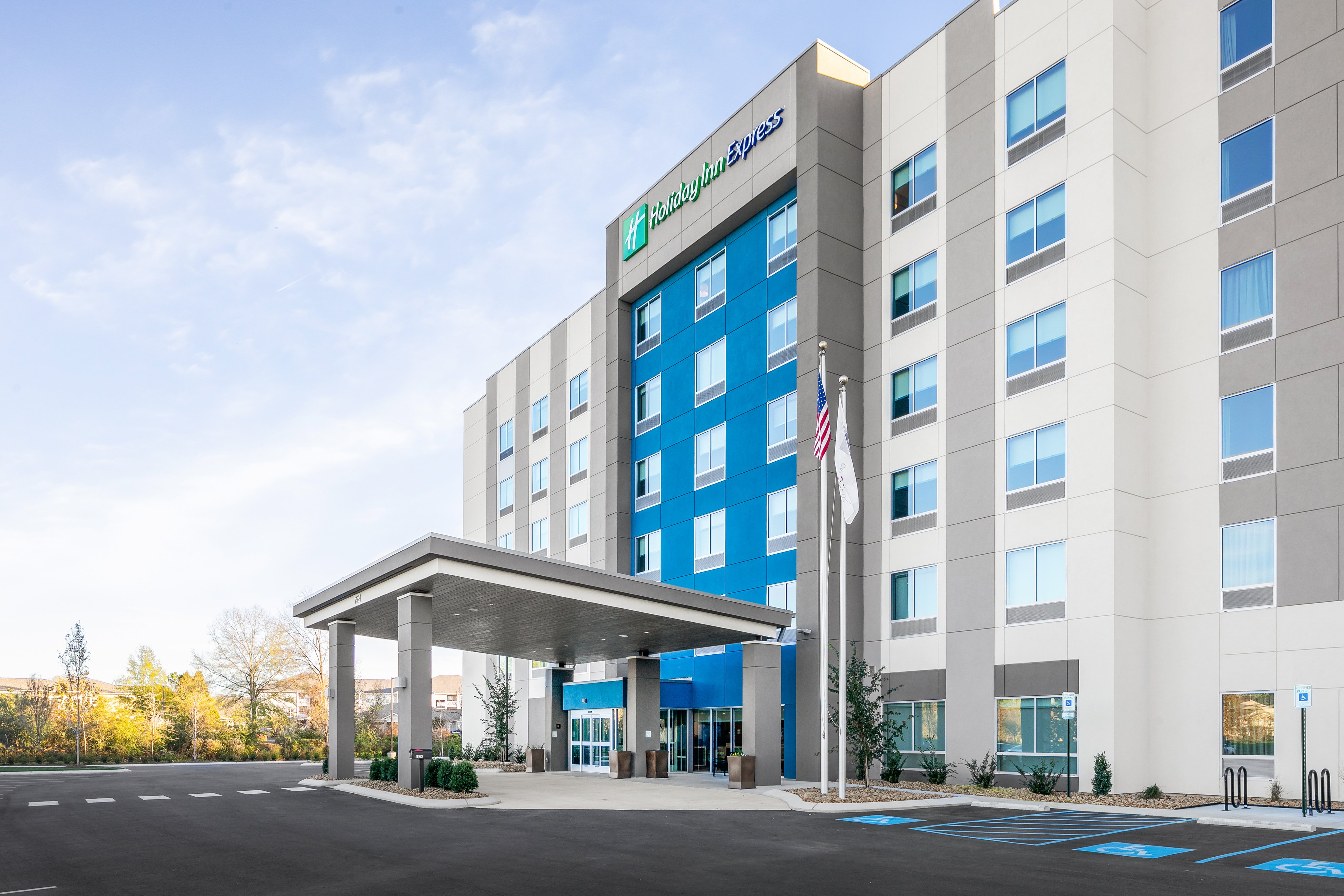 Holiday Inn Express CHATTANOOGA - HAMILTON PLACE 30/35