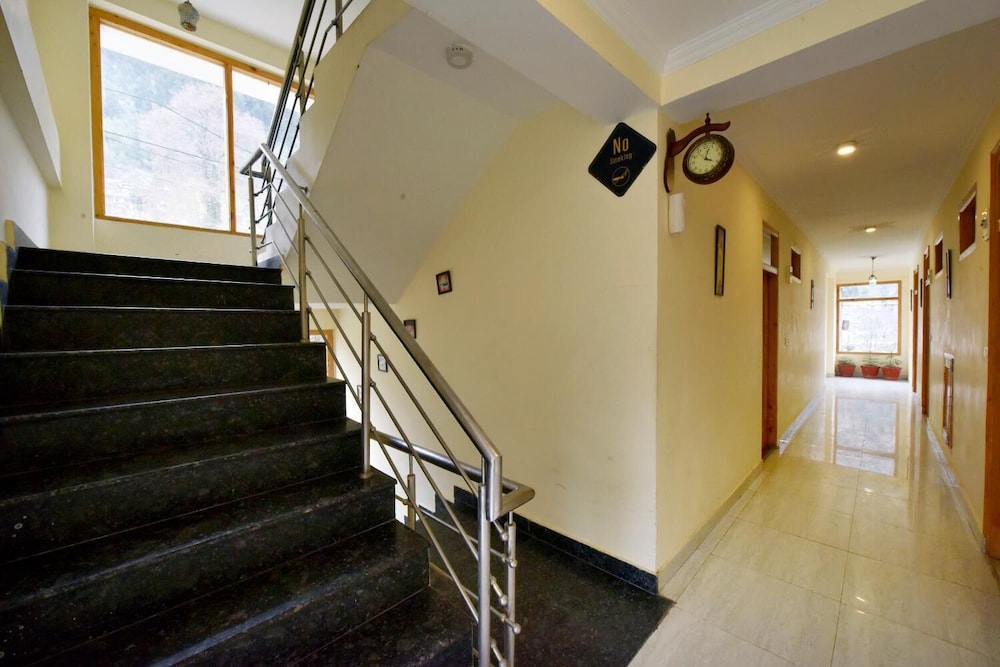 Hotel Mai Vrindavan 13/21