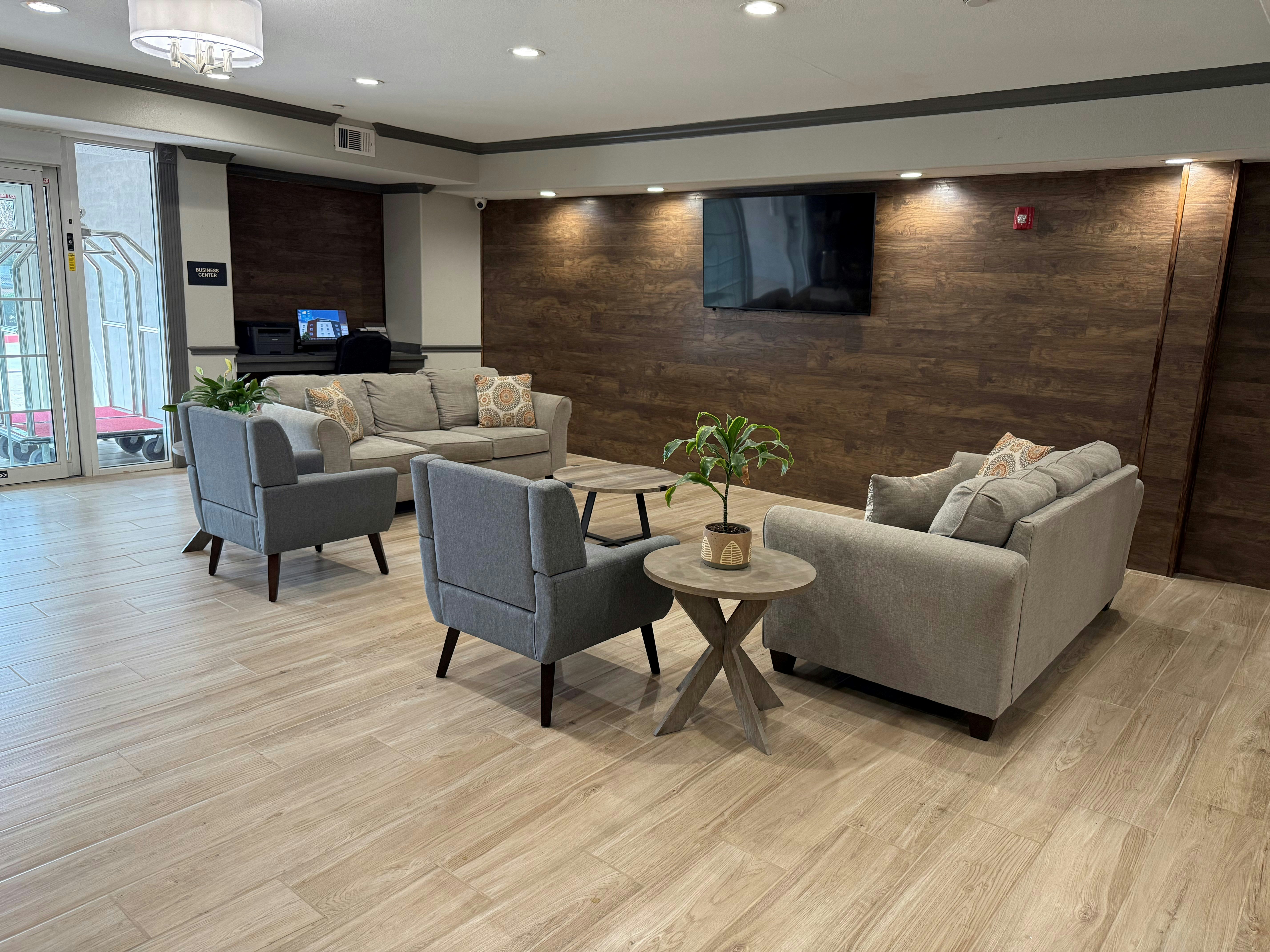 Candlewood Suites La Porte 24/40