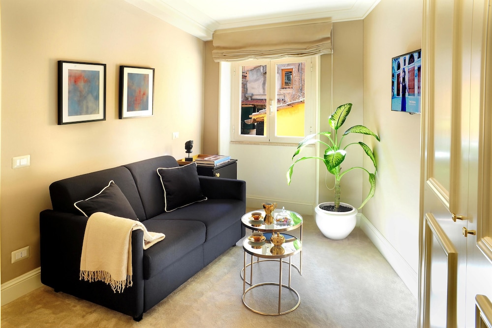 Nerva Boutique Hotel 42/72