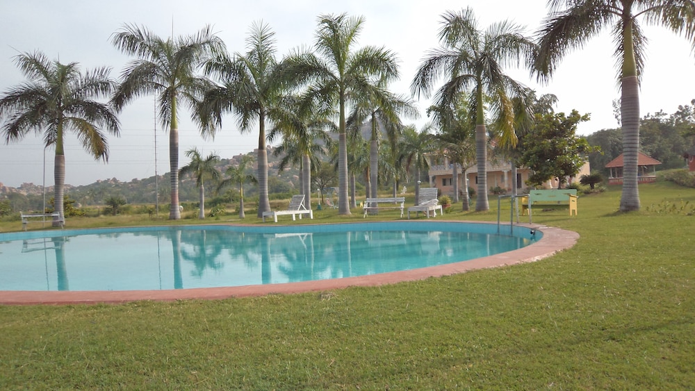KISHKINDA HERITAGE RESORT 47/50