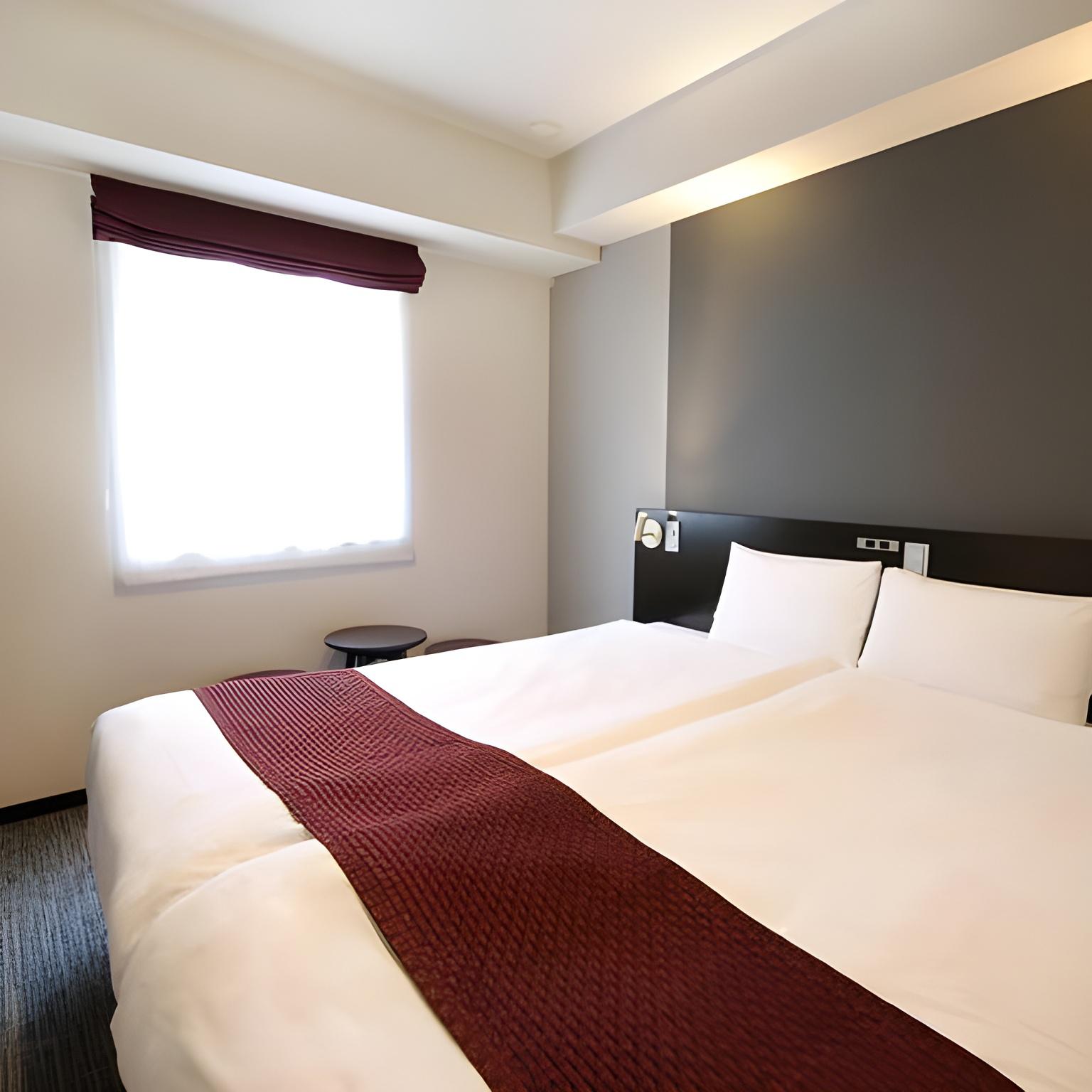 Hollywood, Twin Beds