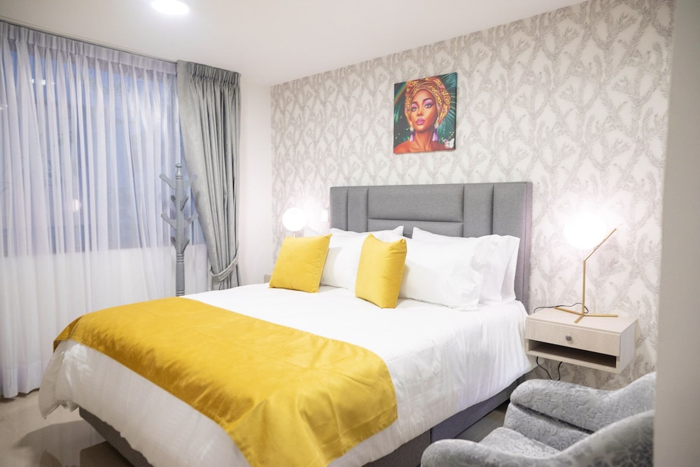 SUPERIOR, DOUBLE BED