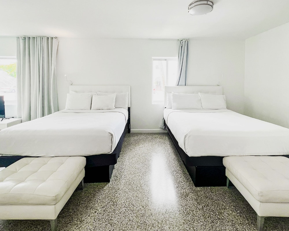 Tranquilo A North Beach Village Resort Hotel 34/64