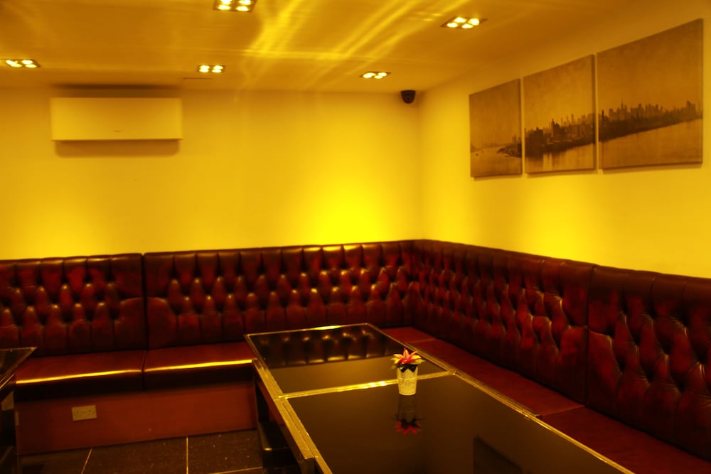 Exhibition Court Hotel 4 19/61