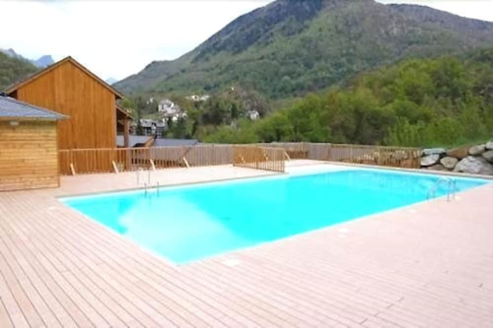 DOMAINE DE LA VALLÉE D´AX 26/63