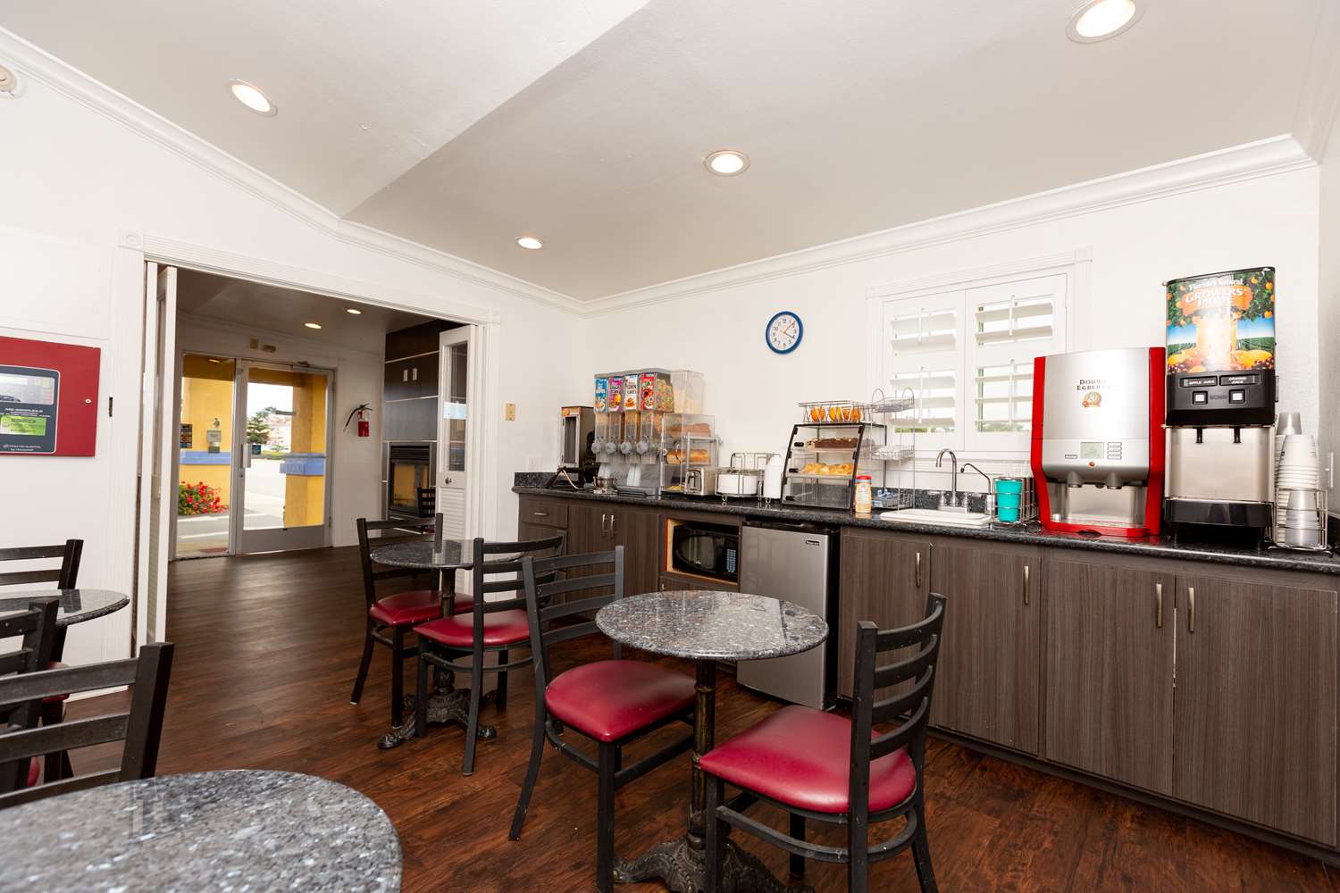 Surestay Hotel By Best Western Seaside Monterey 27/33