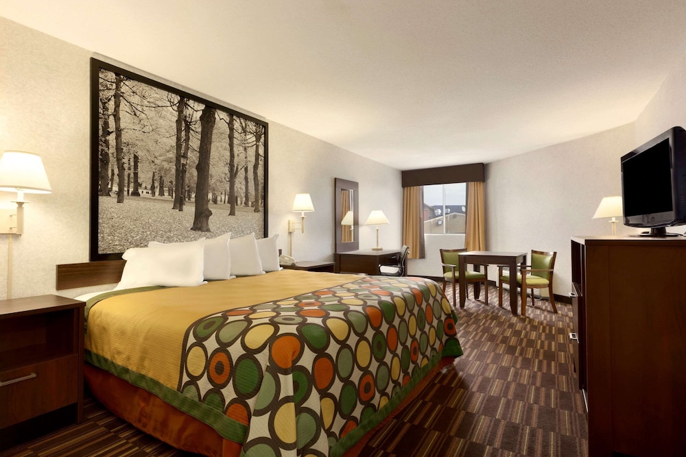 Riverdale Inn 4/14