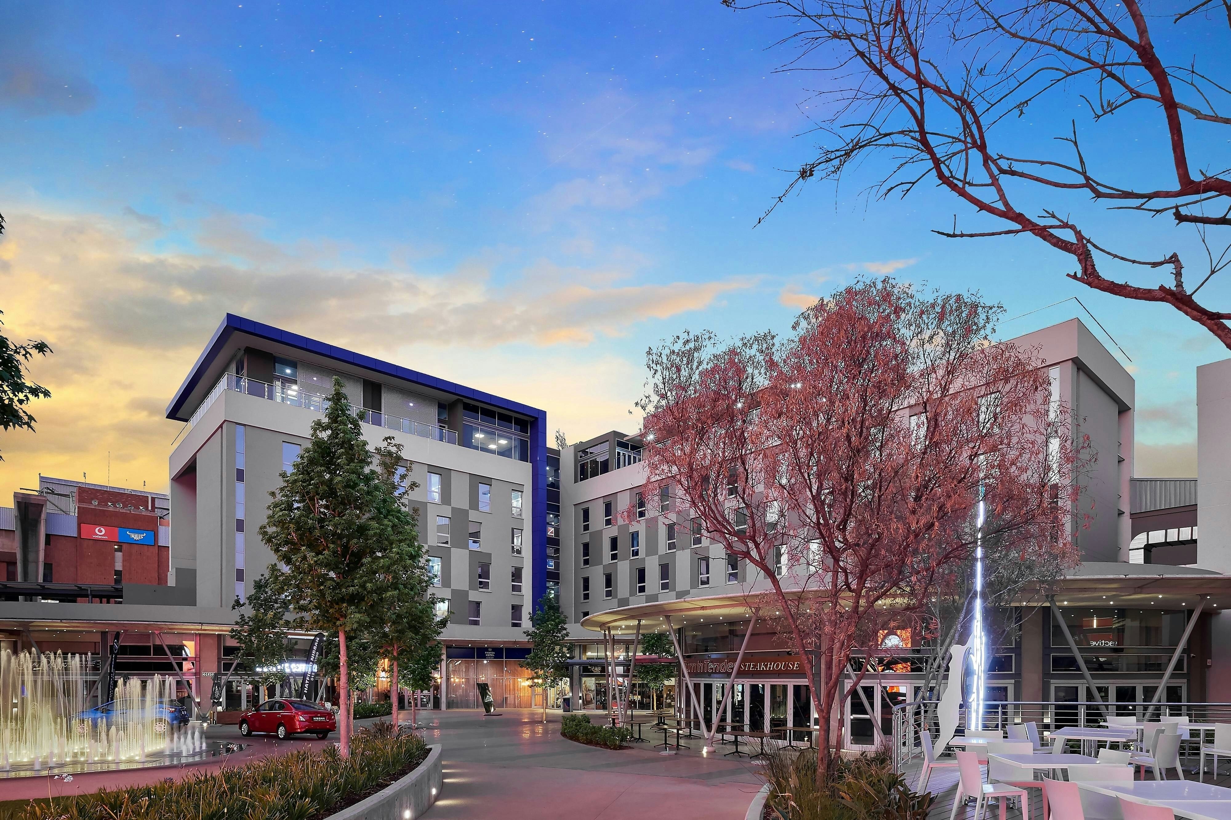 Protea Hotel by Marriott Pretoria Loftus Park 4/43