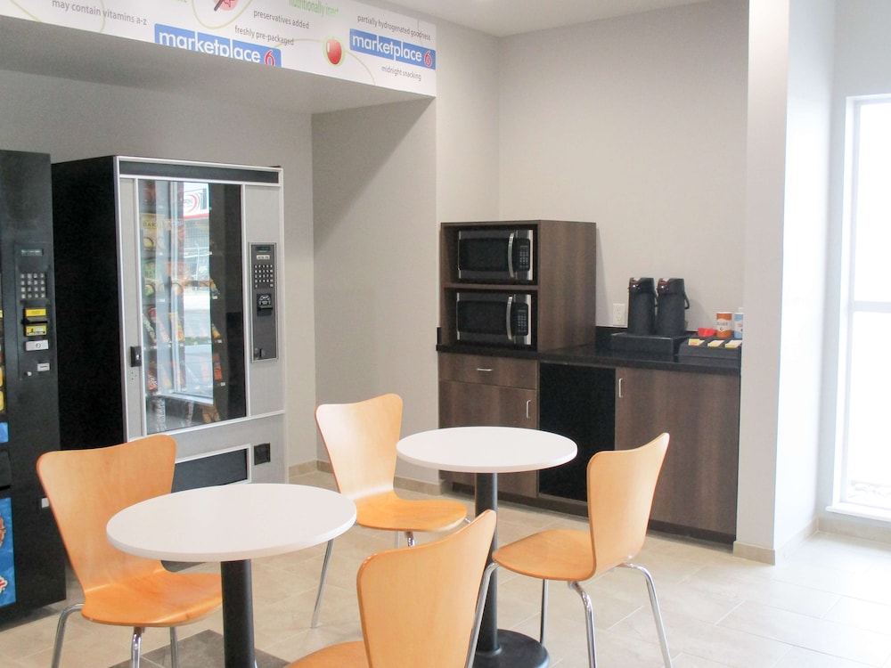 Motel6 Fort Worth, TX - North - Saginaw 33/40
