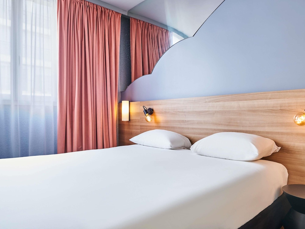 STANDARD, DOUBLE BED