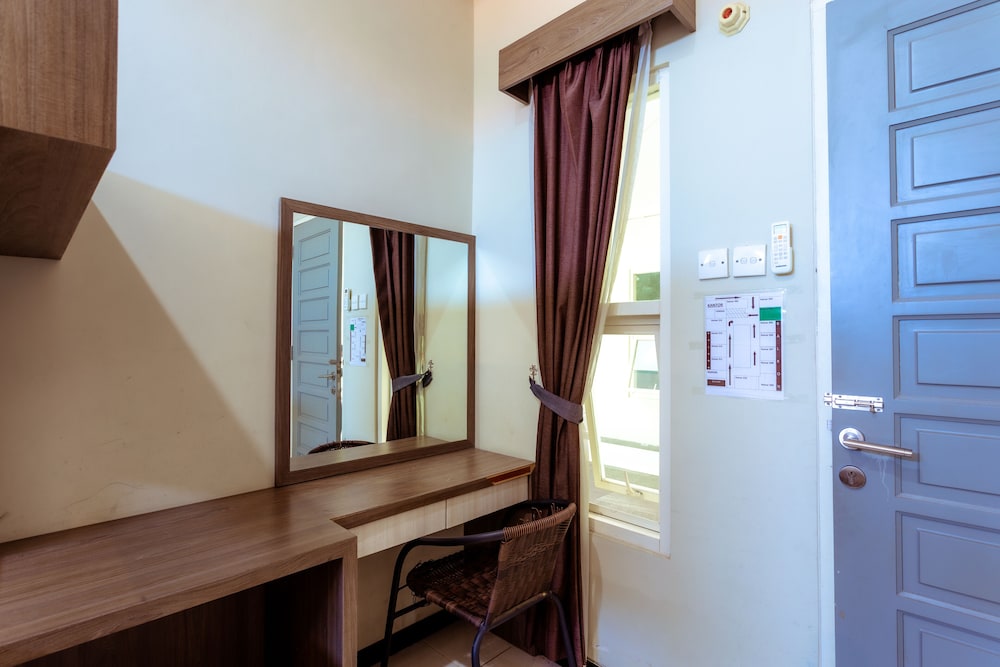 Ardhya Guest House 37/46