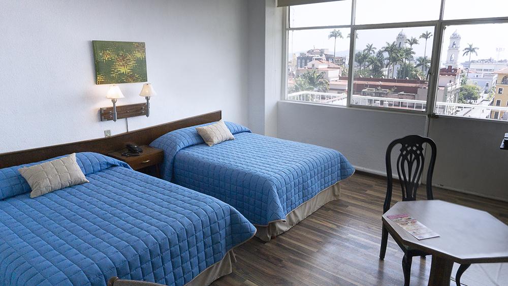 غرفة كلاسيكية رباعية، Hotel Palacio 6/10
