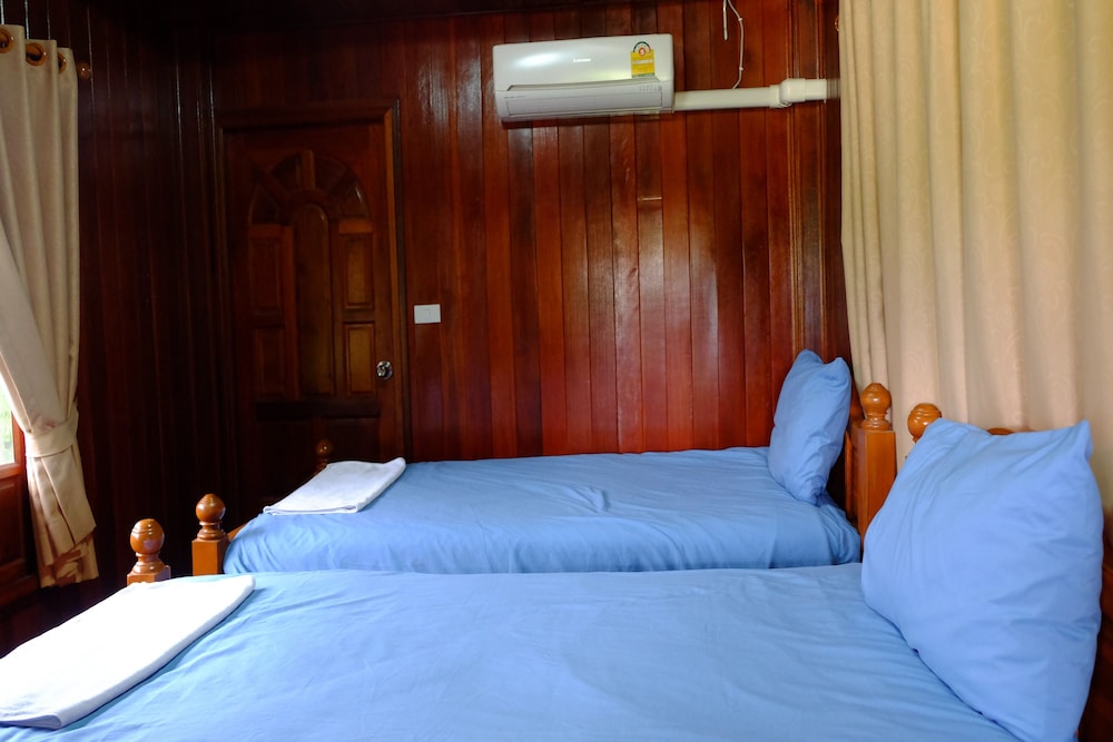 Banmai Hom Resort 6/17
