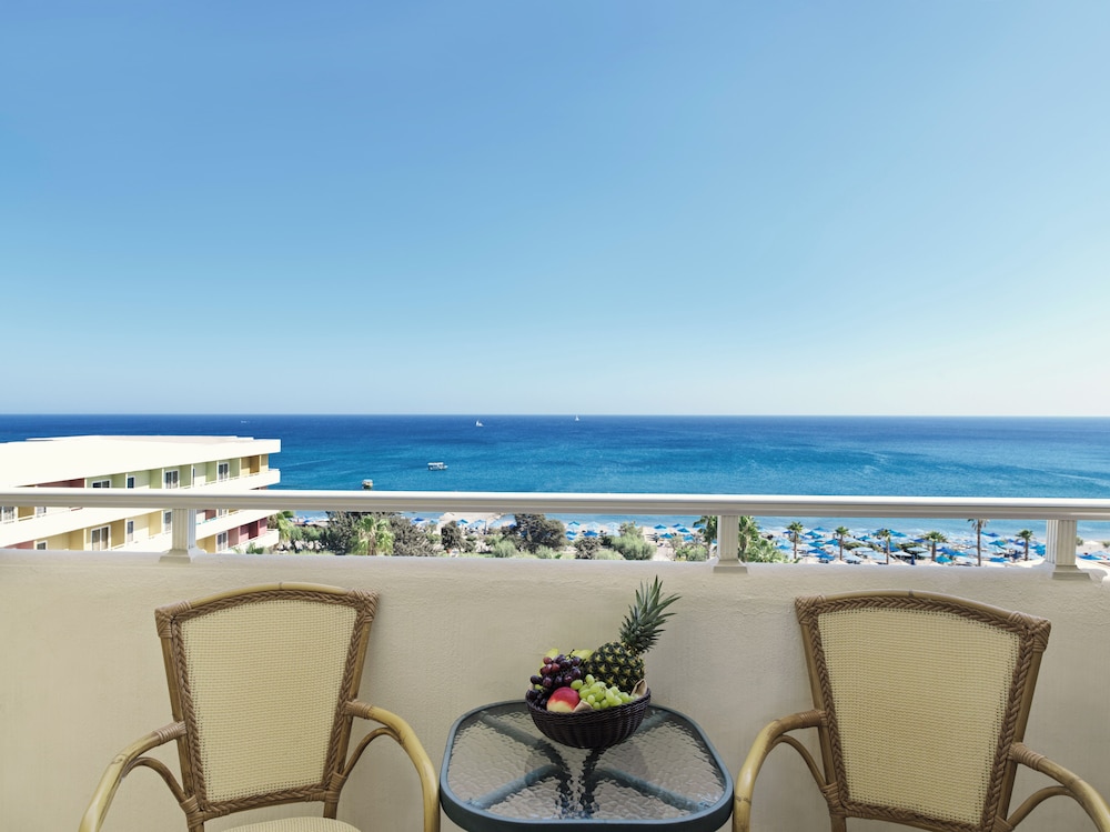 Esperides Beach Resort 48/50