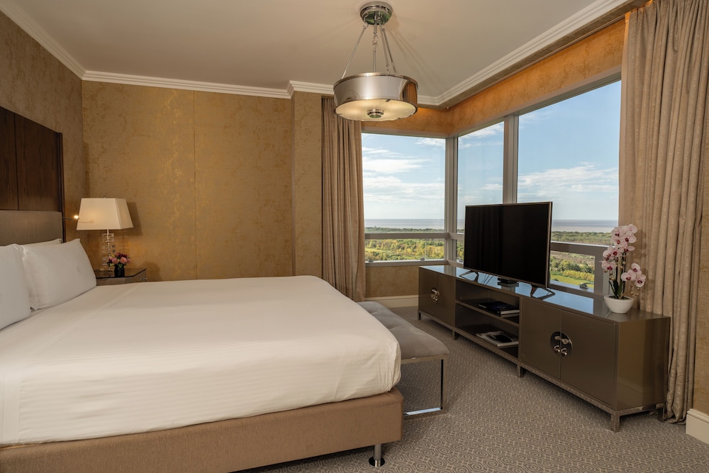 Icon, Suite, King Bed