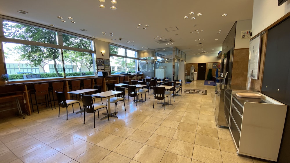 Toyoko Inn Naha Shin Toshin Omoromachi 52/58