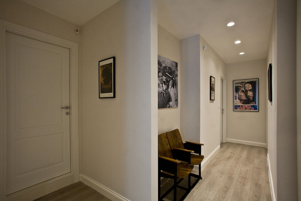 Domus Roma 15/30