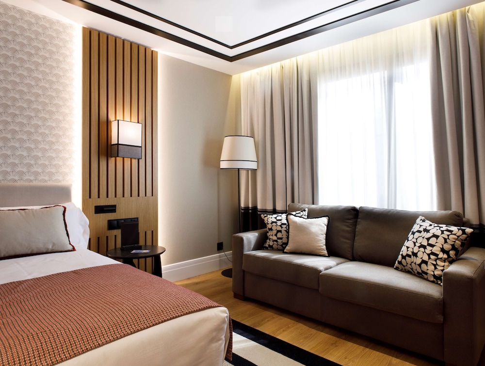 Catalonia Barcelona 505 39/72