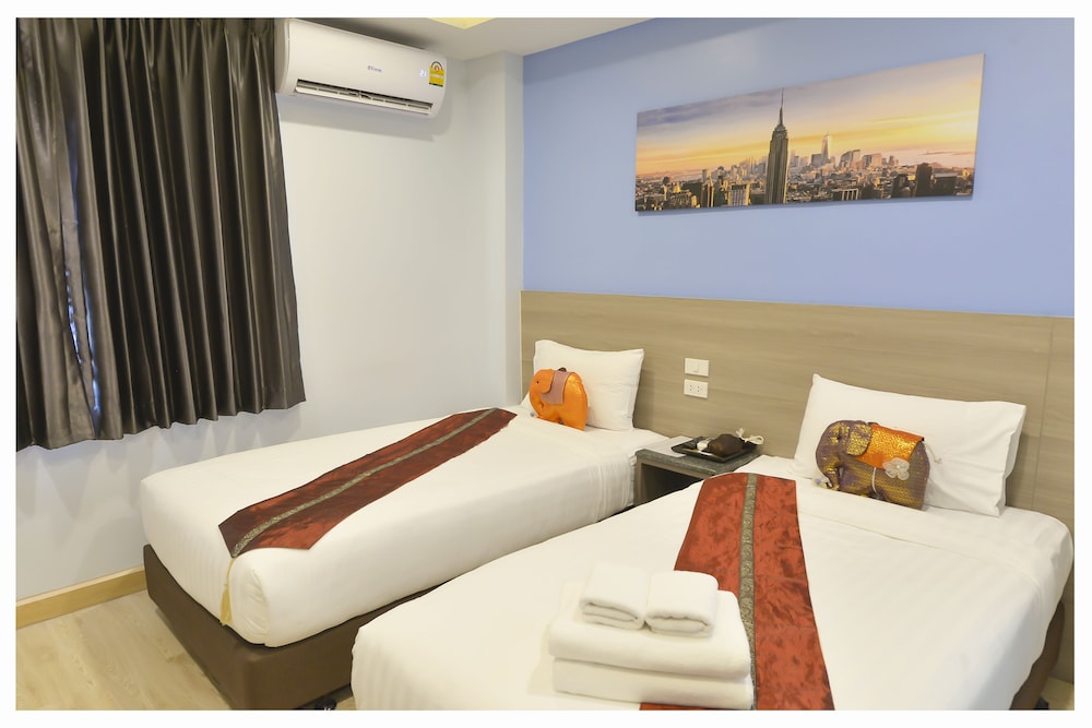 4M Pratunam Hotel 15/57