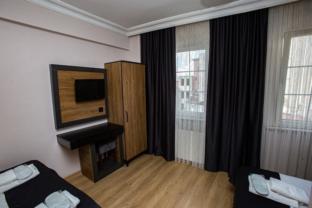 COMFORT HOTEL TAKSIM 42/49