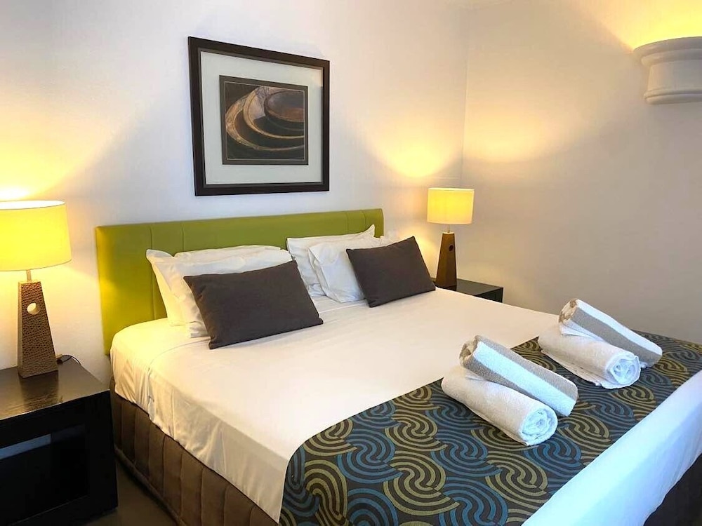 غرفة بسريرين منفصلين وسريرين كينج بإطلالة على الشاطئ بـ3 غرف نوم، Beachview Apartments at Villa Paradiso 5/6